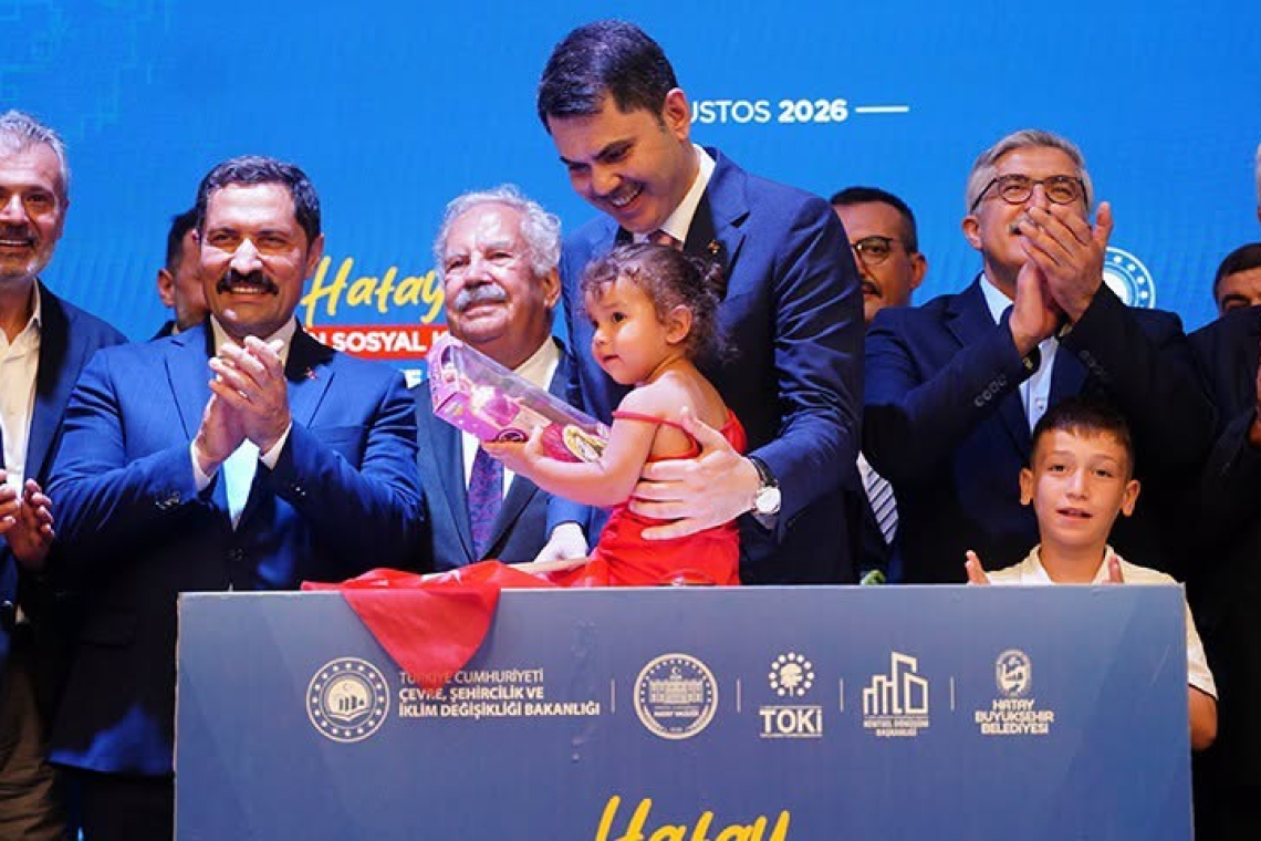 “SOSYAL KONUTLARIMIZI HATAYLI HEMŞEHRİLERİMİZE EKİMDE TESLİM EDECEĞİZ”