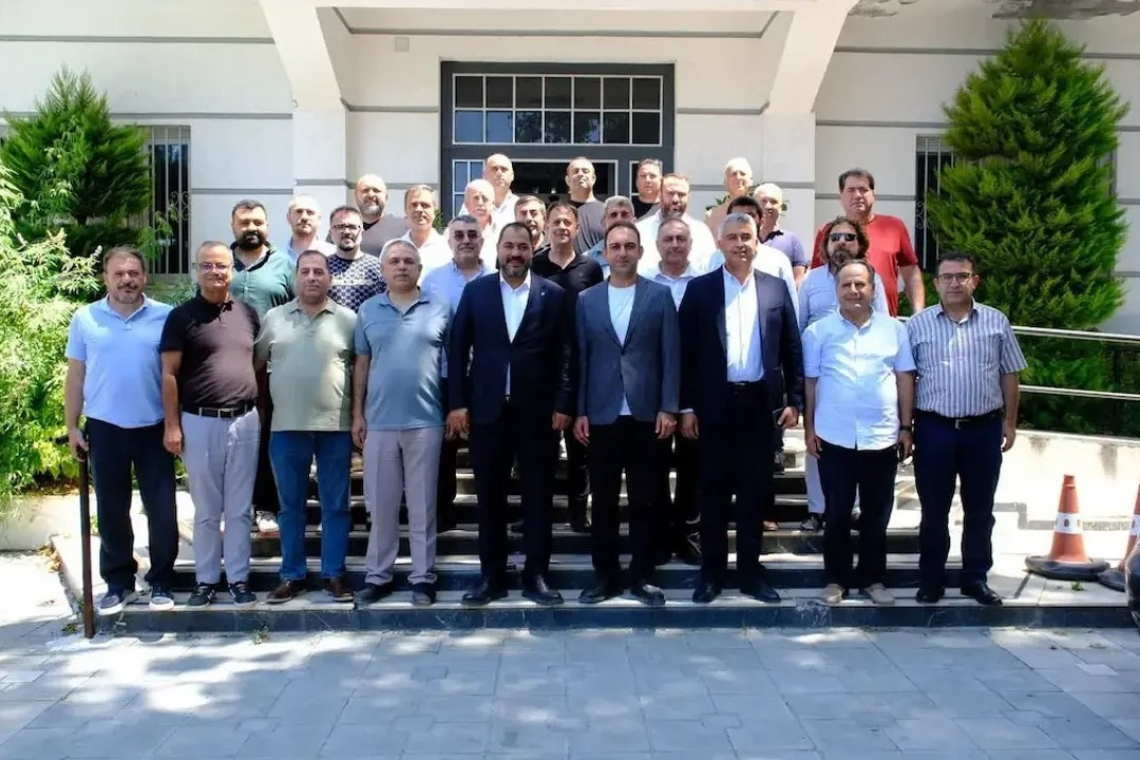 YAVUZ, SEÇİM ÇALIŞMALARINA HIZ KESMEDEN DEVAM EDİYOR